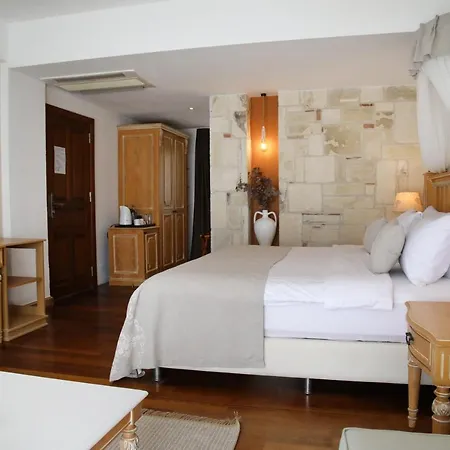 Cocos The Club Solto Alacati