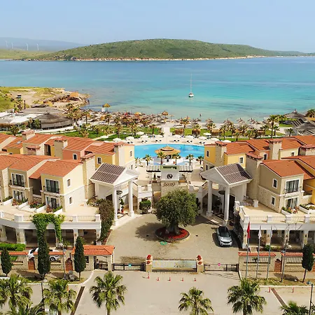 Cocos The Club Solto Alacati