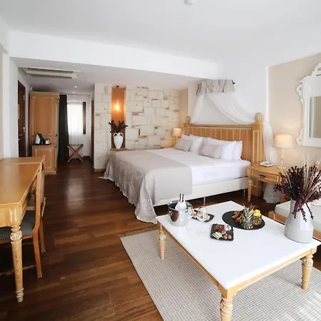 Cocos The Club Solto 4* Alaçatı