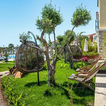 Cocos The Club Solto 4*
