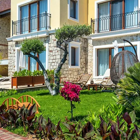 Cocos The Club Solto Alaçatı