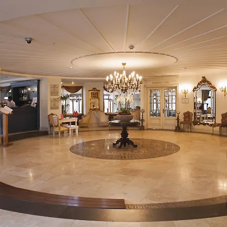 Cocos The Club Solto Alaçatı